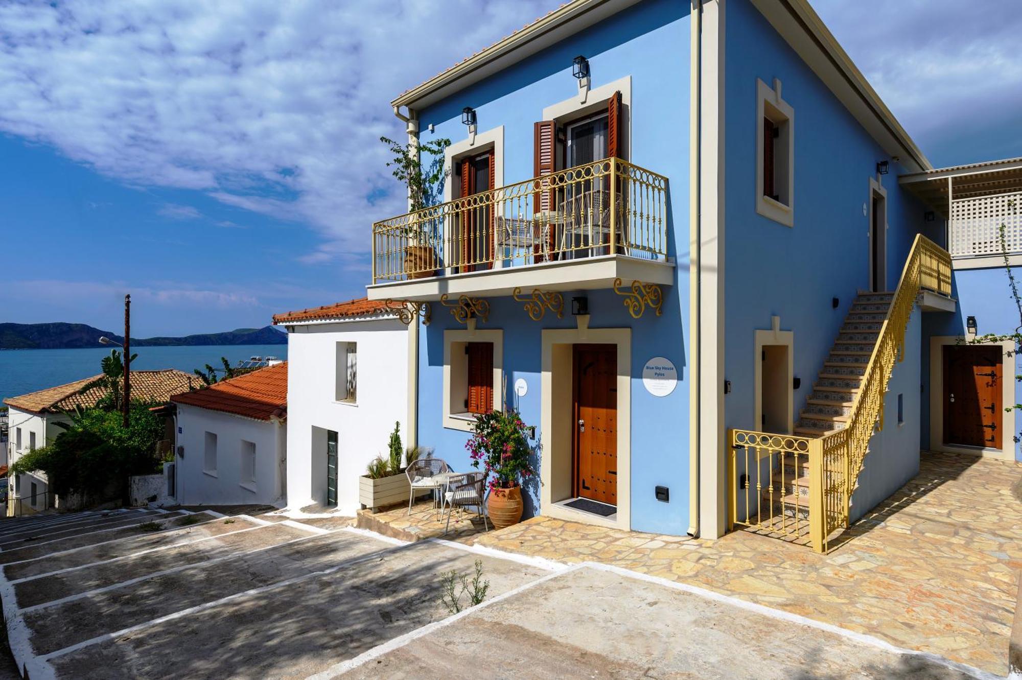 Blue Sky House Aparthotel Pylos Exteriör bild