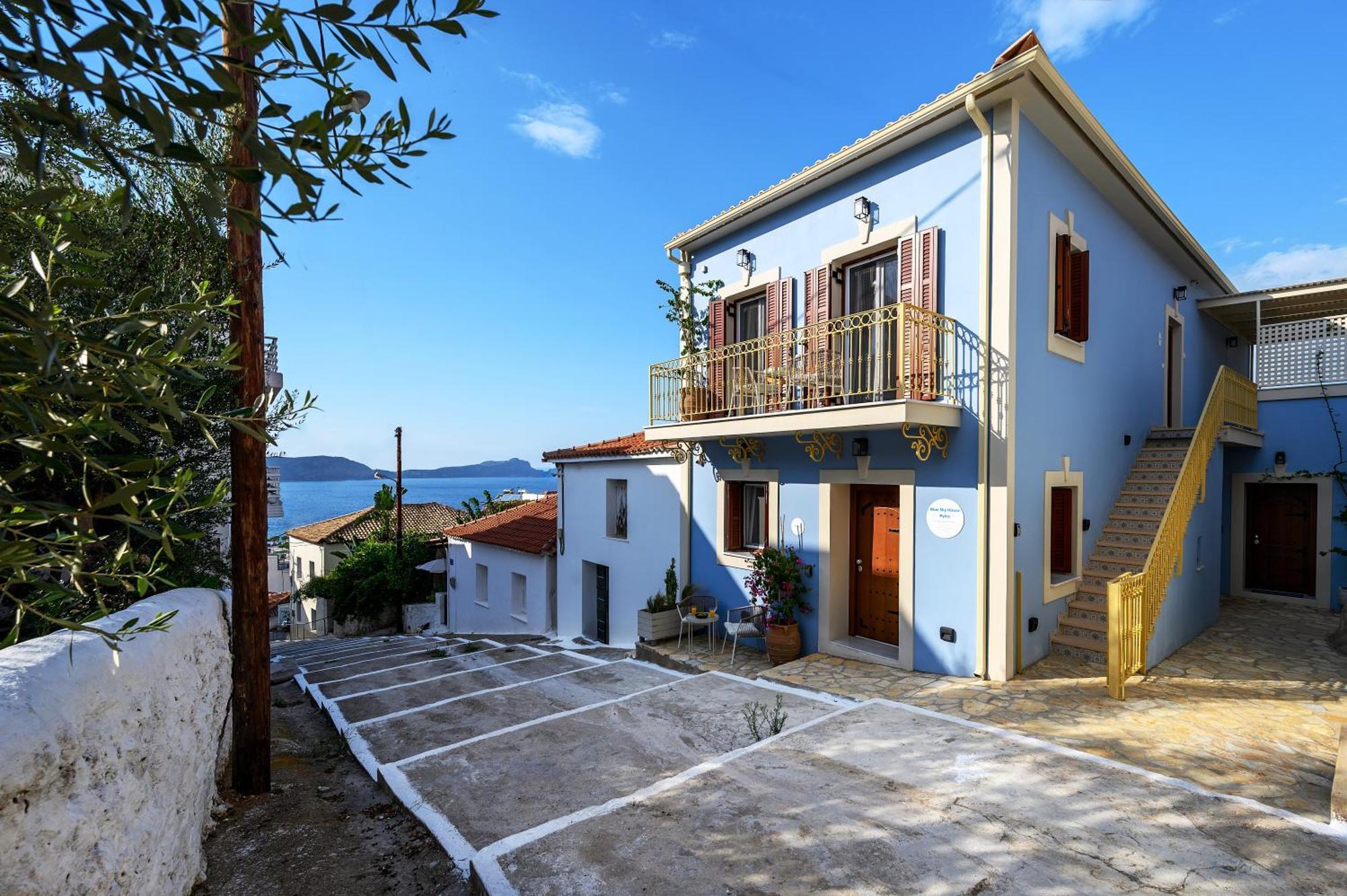 Blue Sky House Aparthotel Pylos Exteriör bild